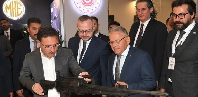 BAŞKAN BÜYÜKKILIÇ, VALİ ÇİÇEK İLE SAVUNMA SANAYİİ SEMPOZYUMU VE SERGİSİ’NE KATILDI