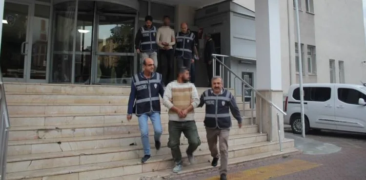 Aranan şahıslara operasyon: 21 gözaltı
