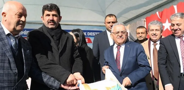 BÜYÜKŞEHİR’DEN TARIMA 34,5 MİLYON TL’LİK “TOHUM” DESTEĞİ