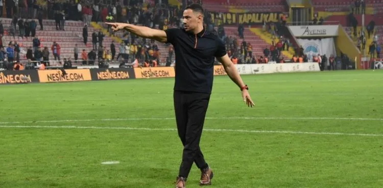 Fair Play Adil Oyun Teknik Direktör Ödülünü Çağdaş Atan kazandı