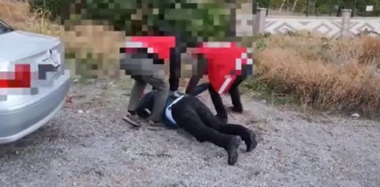 Otopark görevlisi kılığına giren polisten 1 gözaltı