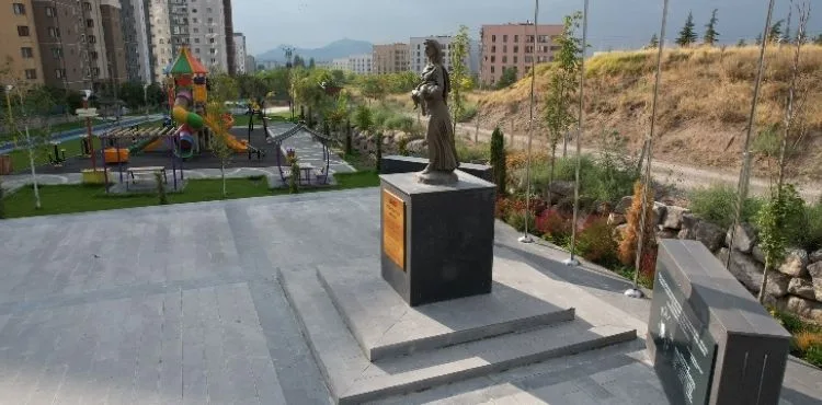 AZERBAYCANLILAR AÇILIŞ İÇİN TALAS’A GELİYOR