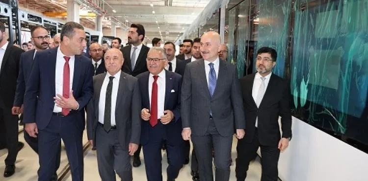 BAŞKAN BÜYÜKKILIÇ, ANKARA’DA YENİ TRAMVAY HATTININ İLK TRAMVAY ARACI TESLİM TÖRENİNE KATILDI