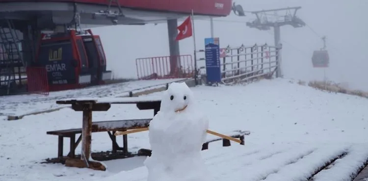 Erciyes Tekir Yaylası’na ilk kar düştü