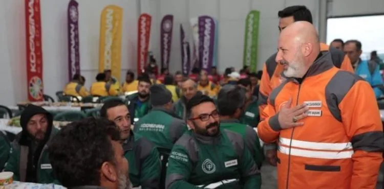 BAŞKAN ÇOLAKBAYRAKDAR; “BÜTÜN ALANLARDA FARKINI ORTAYA KOYAN VE TÜRKİYE’YE ÖRNEK OLAN BELEDİYEYİZ”