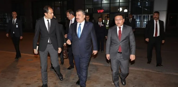 Bakan Koca, Kayseri’den uğurlandı