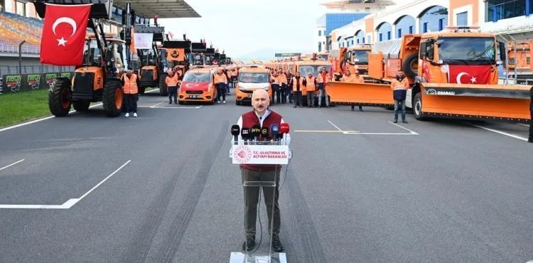 ULAŞTIRMA VE ALTYAPI BAKANI KARAİSMAİLOĞLU’NDAN SÜRÜCÜLERE UYARI