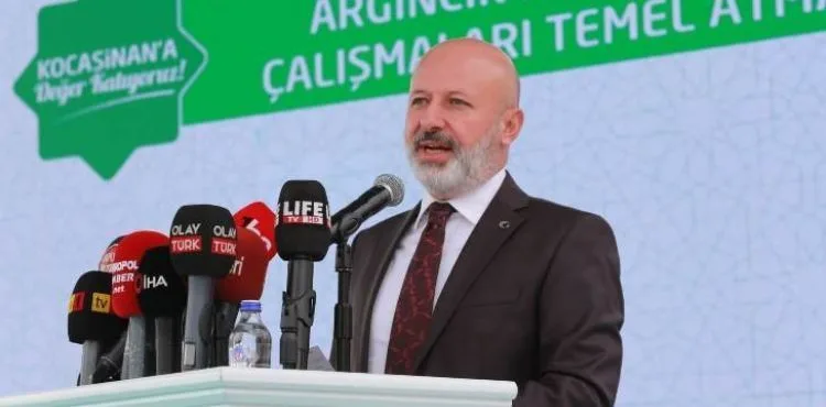 BAŞKAN ÇOLAKBAYRAKDAR, KAYABAŞI İÇİN KENTSEL DÖNÜŞÜM MÜJDESİ VERDİ