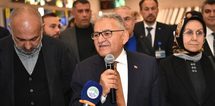 BAŞKAN BÜYÜKKILIÇ, DANTEL ANGLEZ EL SANATLARI SERGİSİ’NİN AÇILIŞINI YAPTI