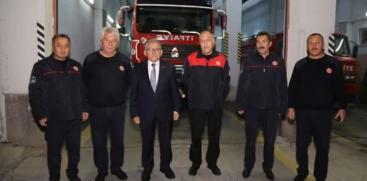 BAŞKAN BÜYÜKKILIÇ, KAHRAMAN İTFAİYECİLERLE BULUŞTU