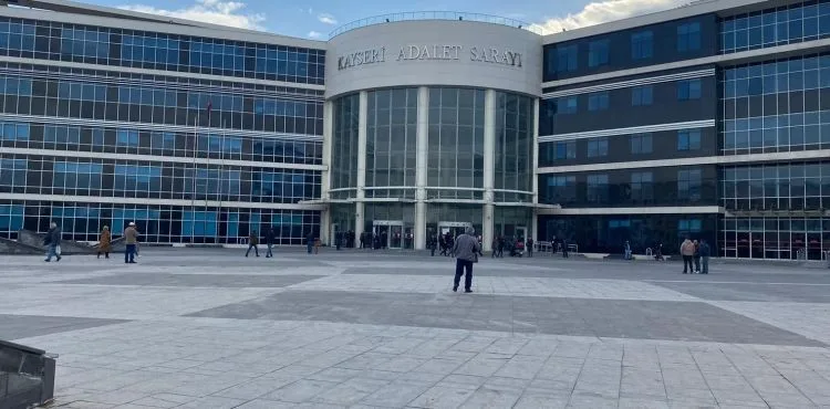 Uyuşturucu ticaretinden yargılanan şahsa 15 yıl 7 ay hapis