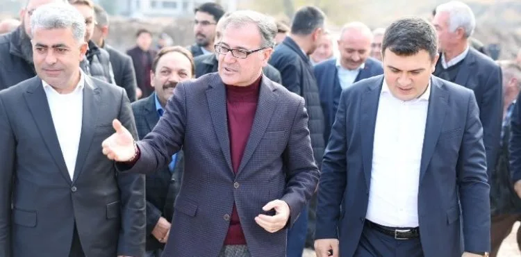 HÜKÜMET KONAĞI VE BELEDİYE HİZMET BİNASININ TEMELLERİ ATILDI