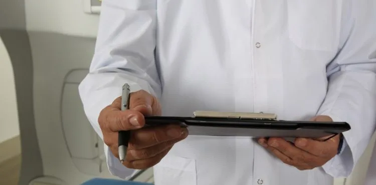 27 bin sözleşmeli sağlık personeli alınacak