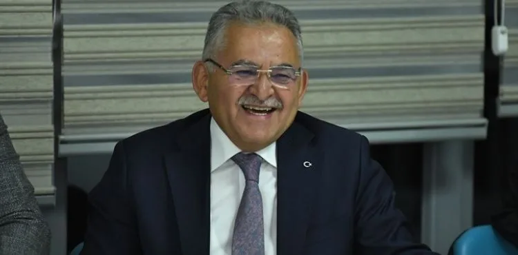 BÜYÜKKILIÇ, AK PARTİ TEŞKİLATLARIYLA BİR ARAYA GELDİ