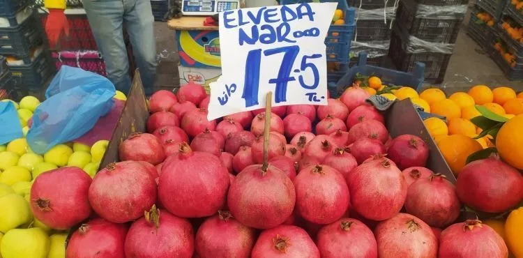 Semt pazarında fiyatlar yükselişte