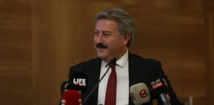 KAYSERİ İÇİN SON DERECE ÖNEMLİ OLAN VAGON ÜRETİMİ İÇİN ERCİYAS HOLDİNG İLE KAYSERİ SERBEST BÖLGE ARASINDA İLK İMZALAR ATILDI