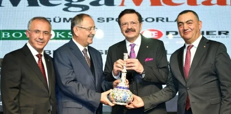 KAYSO Başarılı Sanayicileri Ödüllendirdi