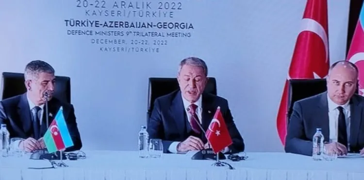 Savuma Bakanı Hulusi Akar, Kayseri’den Yunanistan’ı uyardı