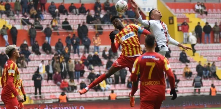 Kayserispor Türkiye Kupasında son 16 turuna yükseldi