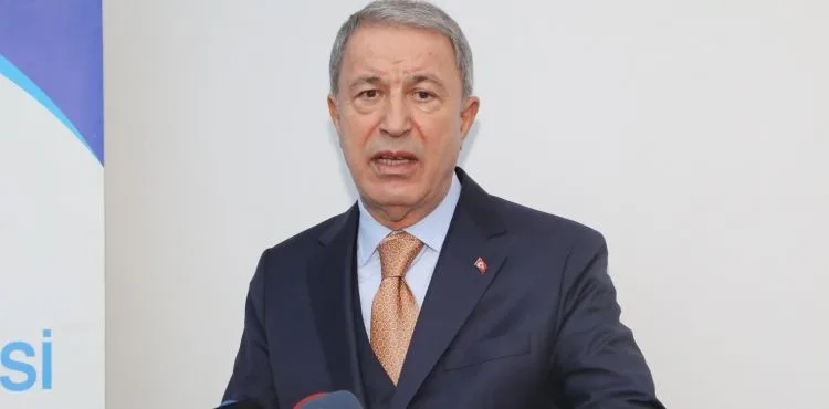 Bakan Akar, ERÜ’de Cihaz Bağış Töreni’ne Katıldı