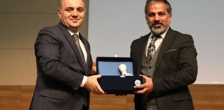 KGC Başkanı Metin Kösedağ, ERÜ’de Konferans Verdi