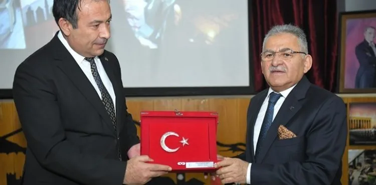 BAŞKAN BÜYÜKKILIÇ, KARİYER GÜNLERİ’NE DEVAM EDİYOR