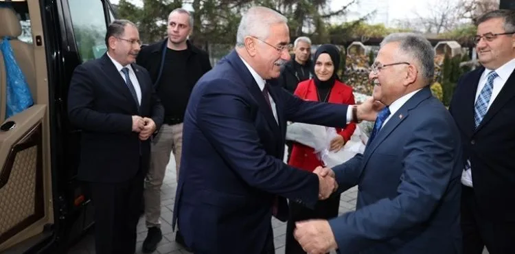 BAŞKAN BÜYÜKKILIÇ, YARGITAY BAŞKANI AKARCA İLE YARGITAY CUMHURİYET BAŞSAVCISI ŞAHİN VE HEYETİNİ AĞIRLADI
