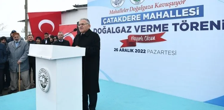 BAŞKAN BÜYÜKKILIÇ, ÇATAKDERE’DE İLK DOĞAL GAZI YAKTI, PİŞİRİLEN İLK KAHVEYİ İÇTİ