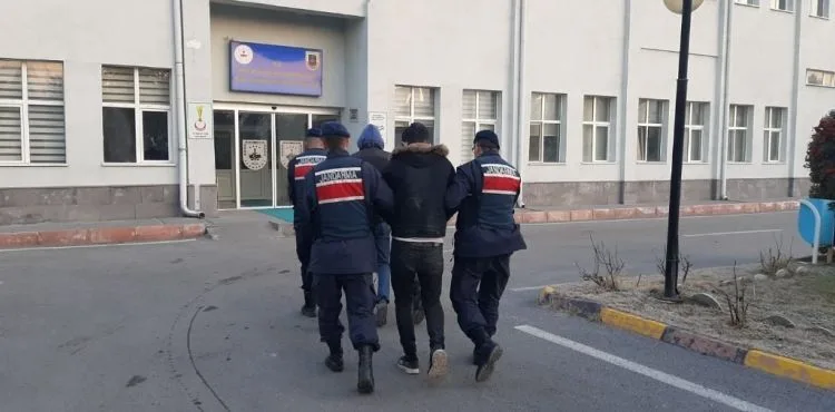 DEAŞ üyesi 2 şüpheli yakalandı