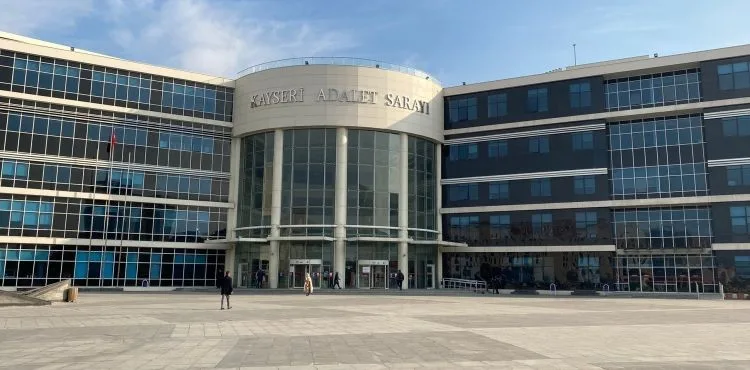Eski eşini 3 yerinden silahla vurarak yaralayan sanık: kendimi korumak istedim