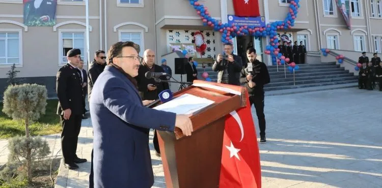 Vali Çiçek’ten Yeşilhisar İlçe Jandarma Komutanlığı Binası Açılışı ve Soğanlı Vadisi Ziyareti
