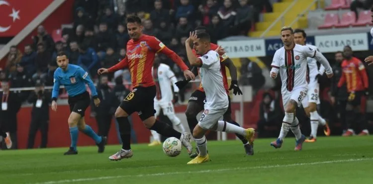 Kayserispor evinde mağlup oldu