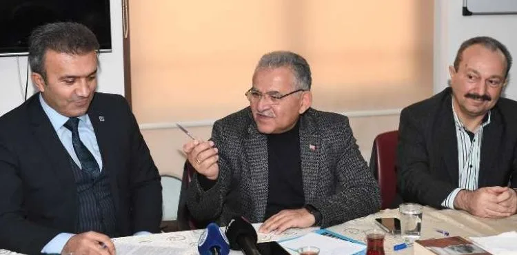 Başkan Büyükkılıç, Develilerle Buluştu
