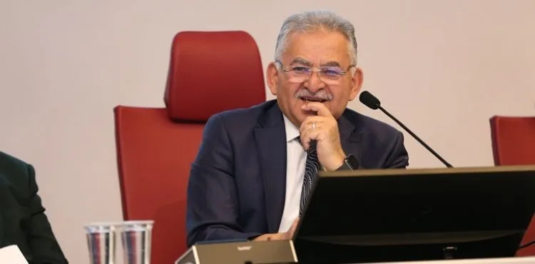 BÜYÜKŞEHİR MECLİSİ, 2023 YILININ İLK TOPLANTISINI YAPTI