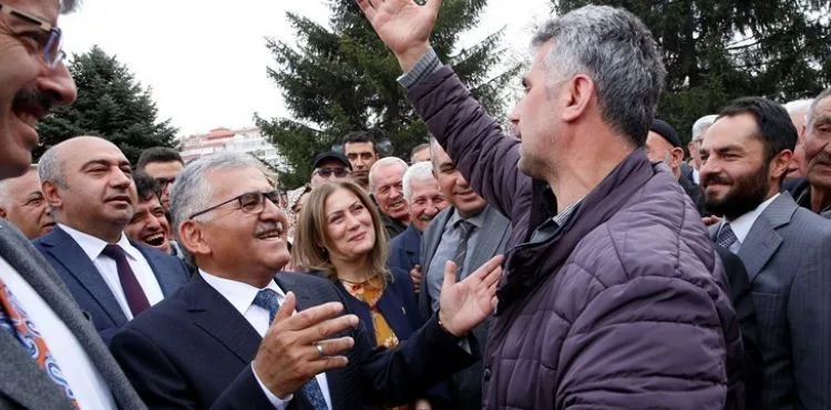 BÜYÜKŞEHİR’İN HİZMETLERİ ‘TEŞEKKÜR’ İLE TAÇLANDI