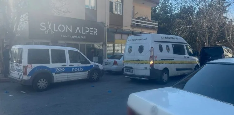 Evinde ölü bulundu