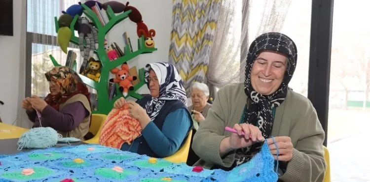 BÜYÜKŞEHİR’İN MERKEZİ, ULU ÇINARLARIN İKİNCİ YUVASI OLDU