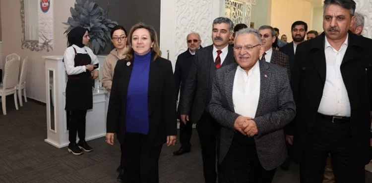 BAŞKAN BÜYÜKKILIÇ, HANIMLAR BÜYÜK BULUŞMASI’NA KATILDI