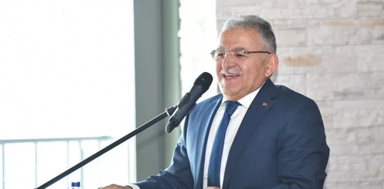 BAŞKAN BÜYÜKKILIÇ “TOMTAŞ” İÇİN ÜZERİNE DÜŞENİ YAPTI