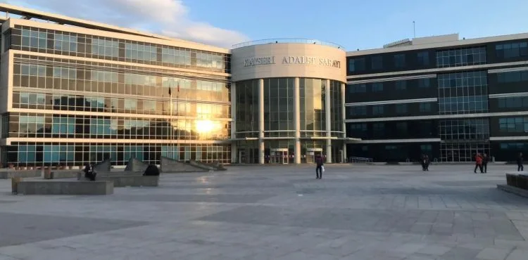 Aralarında işinsanı Mustafa Eraslan’ın da yargılandığı davaya devam edildi