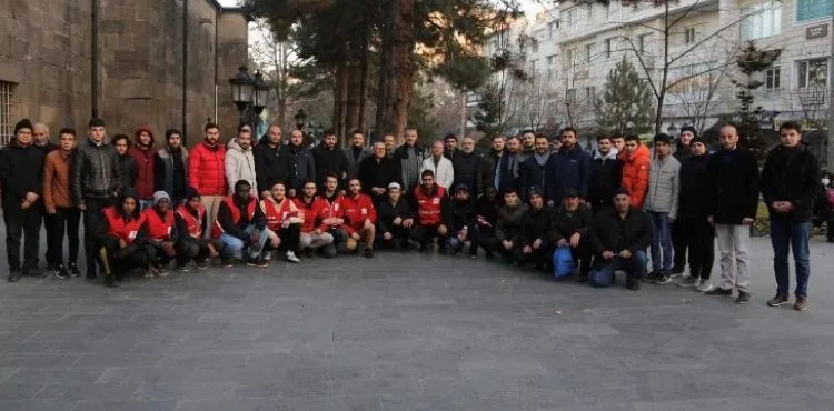 SABAH NAMAZINDA KAYSERİLİLERLE BULUŞAN BAŞKAN BÜYÜKKILIÇ’TAN İSVEÇ’E KINAMA