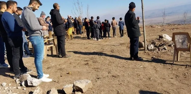 İncesu'da halk yağmur duasına çıkıp kurban kesti