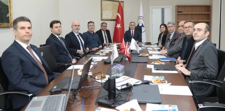 ERÜ’de Ar-Ge Stratejisi Üst Kurulu İlk Toplantısını Gerçekleştirdi