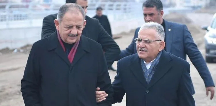 ÖZHASEKİ, “DÜNYANIN DÖRT BİR TARAFINA ULAŞIMLARINI RAHATLIKLA SAĞLAMIŞ OLACAKLAR”