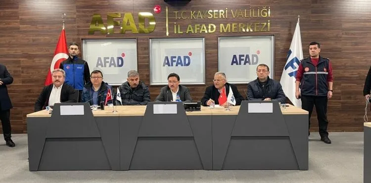 AFAD ekipleri Kayseri'den, Kahramanmaraş'a yola çıktı