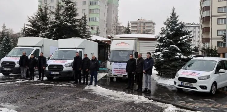 TALAS'TAN DEPREM BÖLGESİNE YARDIM KONVOYU