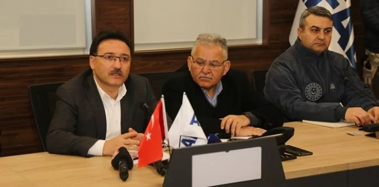 VALİ ÇİÇEK VE BAŞKAN BÜYÜKKILIÇ’TAN DEPREM YARDIMLARINA İLİŞKİN AÇIKLAMA