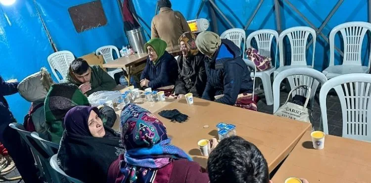 TALAS’TA SOSYAL TESİS VE ÇADIRLARDA SICAK ÇORBA İKRAMI