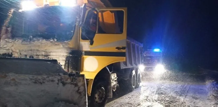 BÜYÜKŞEHİR, 14 İLÇEDE 227 MAHALLE YOLUNU ULAŞIMA AÇTI