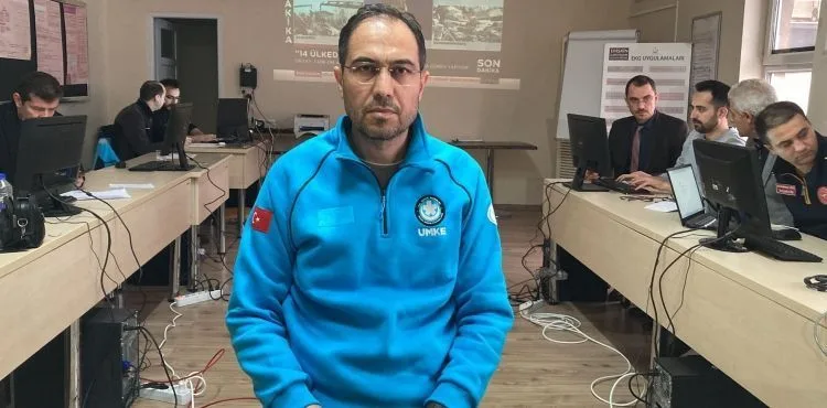 Kayseri, deprem bölgesinin sağlık üssü oldu, nakiller sürüyor
